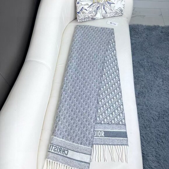 Dior scarf - Picture 5 of 6